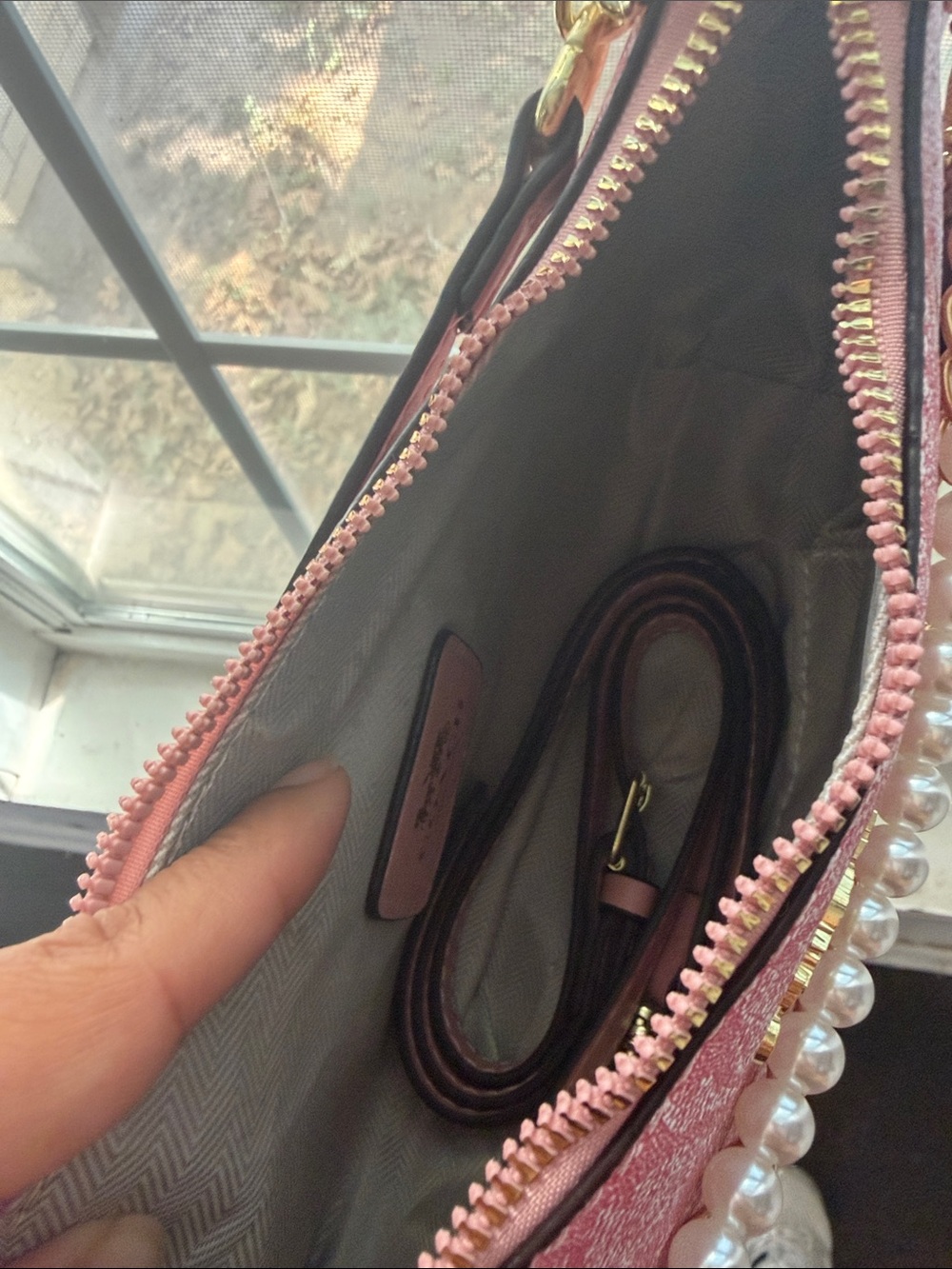 COACH Pink Signature Jacquard Shoulder Bag with Pearl & Gold Chain - Picture 3 of 5